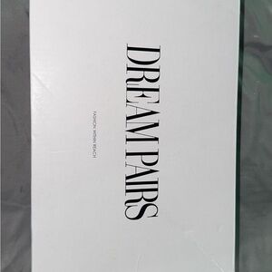 Dream Pairs Elegant White Packaging
